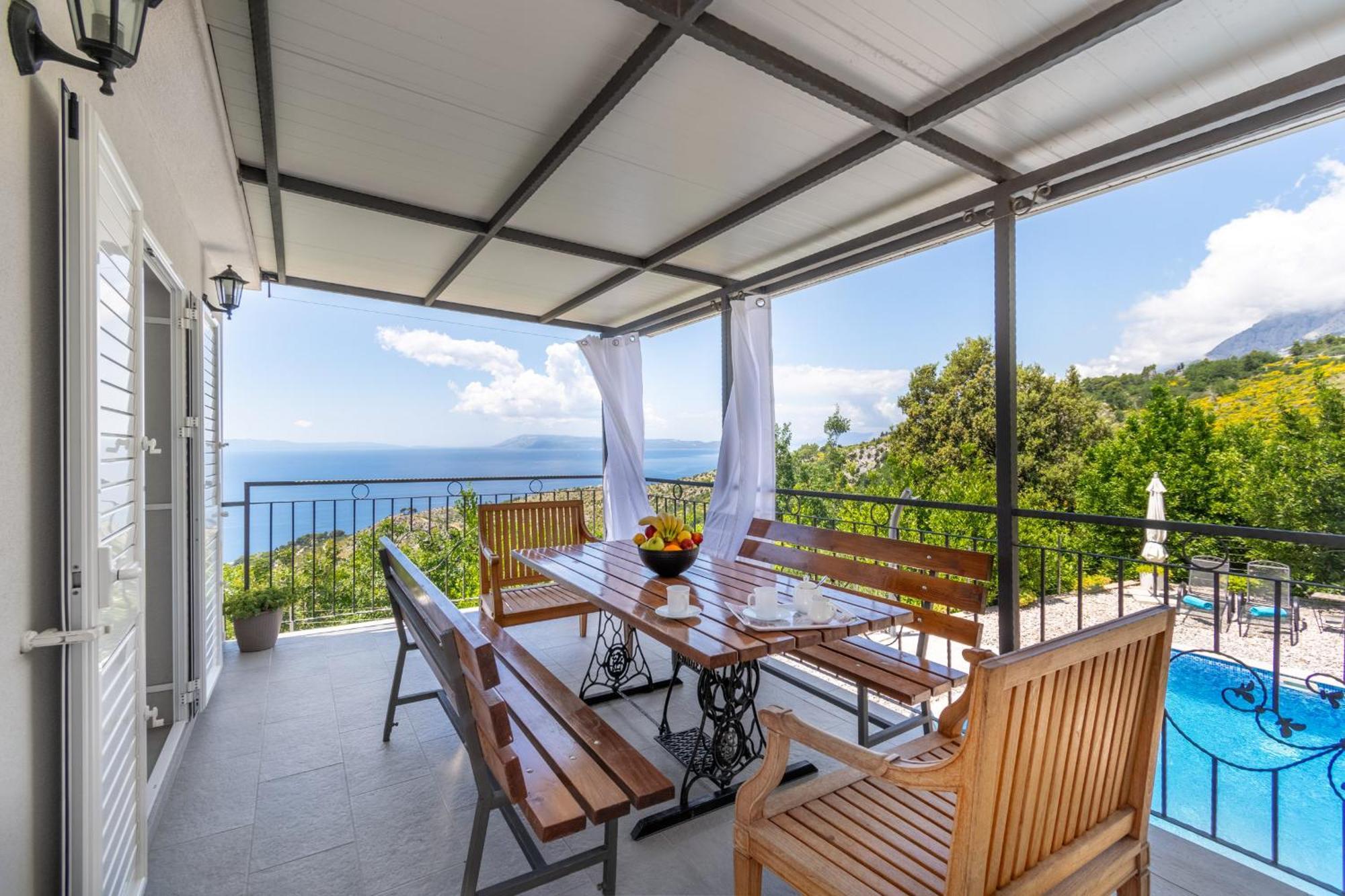 Villa With Sea View Подгора Екстериор снимка