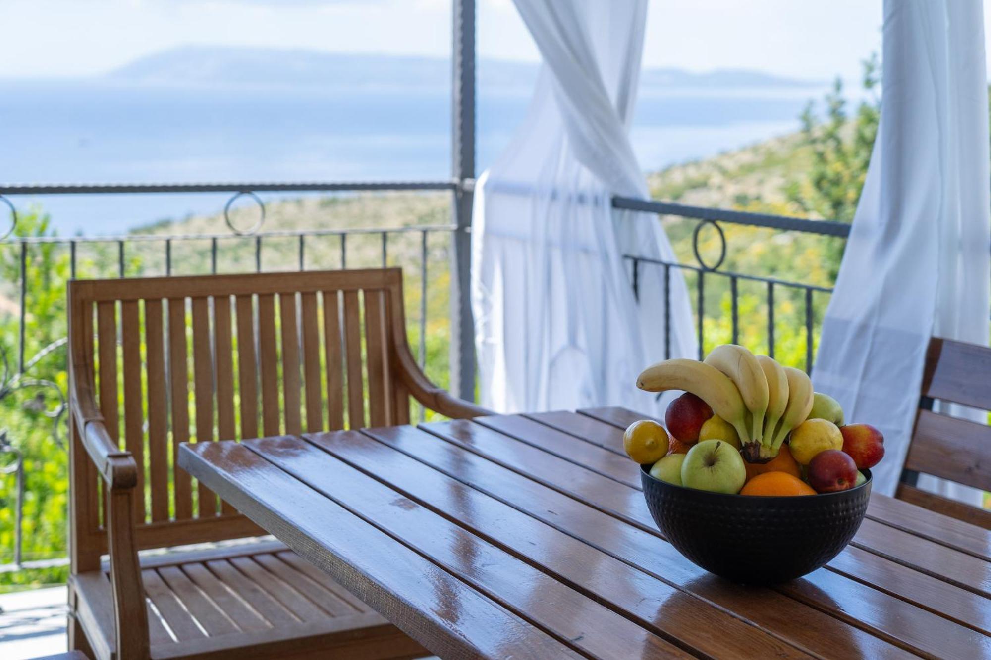 Villa With Sea View Подгора Екстериор снимка